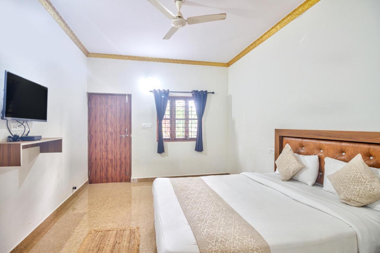 Hotel Calangute Bay Exterior foto